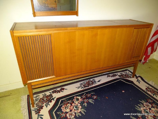 (FR) TELEFUNKEN MID-CENTURY MODERN STEREO SYSTEM. HAS MANUAL, MAGNETOFHON 77 REEL TO REEL PLAYER