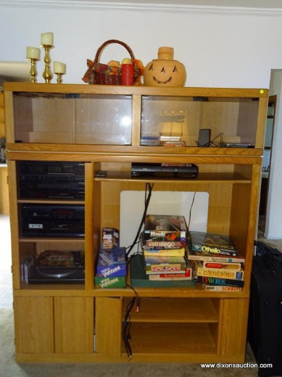 (FR) MODERN OAK ENTERTAINMENT CENTER ,HOLDS UP TO A 42'' TV STORAGE FOR ALL OF YOUR ELECTRONICS, HAS