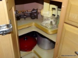 (K)CABINET LOT TO INCLUDE, ELECTRIC FOOD CHOPPER, LARGE 12'' RED FRYING PAN, SINGLE SERVE MR COFFEE,