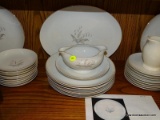 (DR) SET OF KAYSON'S GOLDEN RHAPSODY 1961, SERVICE FOR 8 (MIDCENTURY MODERN)