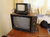 (FBB) SAMSUNG ANALOG TV 13'', INCLUDES TOTE VISION 1988 PORTABLE TV