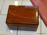 (MBTH) DELUXE WATCH BOX, 5''L 3 1/2''W, WILL HOLD 2-3 WATCHES