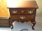 SUMTER CHERRY QUEEN ANNE 2 DRAWER END TABLE/NIGHTSTAND WITH REEDED COLUMNED SIDES: 25