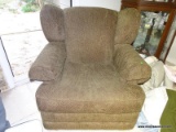 1 OF A PAIR OF LAZY BOY UPHOLSTERED ARM CHAIRS: 36