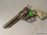 VINTAGE WORKING TEXAN METAL CAP GUN