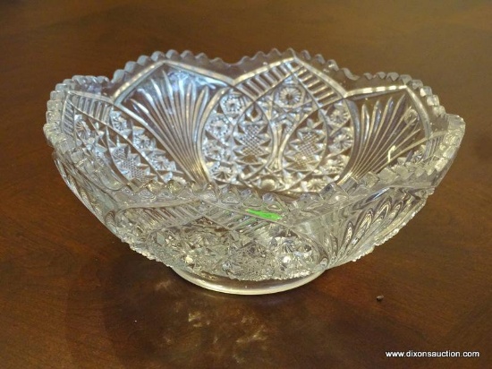 (DR) PRESSED CUT FOOTED BOWL 8'' DIA