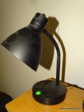 (B2) BLACK PORTABLE DESK LAMP 13''