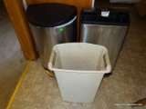 (K) LOT OF TRASH CANS. INCLUDES 2 STAINLESS STEEL KITCHEN TRASH CANS, AND A OFF WHITE PLASTIC TRASH