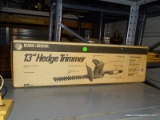 (S) NEW I THE BOX BLACK & DECKER 13'' HEDGE TRIMMER