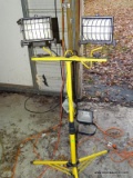 (S) YELLOW HALOGEN 2 LIGHT SHOP LIGHT WITH STAND