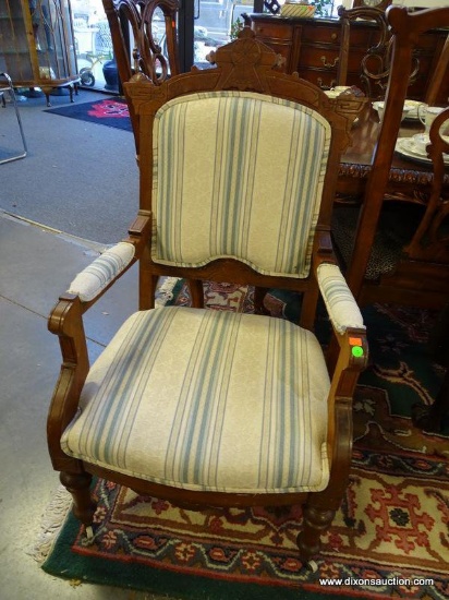 (A1) ANTIQUE VICTORIAN WALNUT GENTLEMAN'S STRIPED ARMCHAIR WITH ORIGINAL PORCELAIN CASTER ON THE