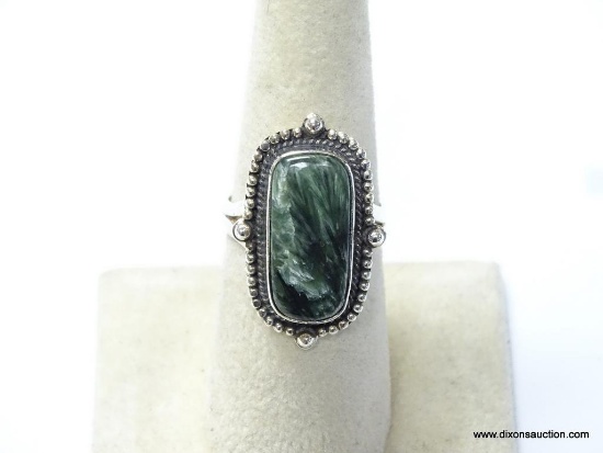 .925 STERLING SILVER DETAILED LARGE SERPENTINE RING SIZE 7.5 (RETAIL $59.00)