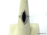 VINTAGE .925 STERLING SILVER AND BLACK ONYX RING