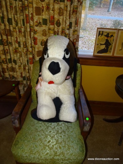 (LR) LARGE VINTAGE STUFFED DOG, 29''H