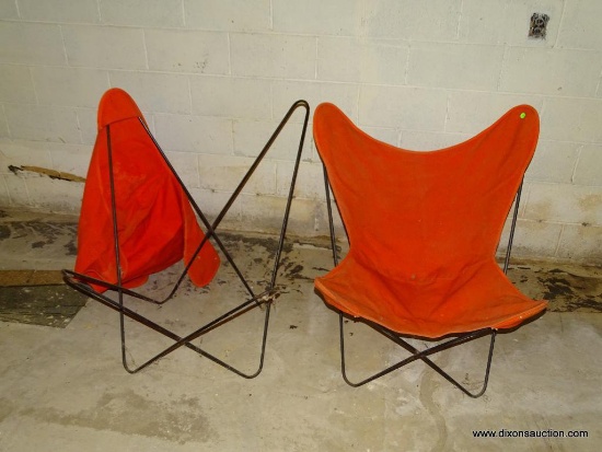 (DS) PAIR OF MIDCENTURY ORANGE BUTTERFLY CHAIRS, THESE ARE ORIGINAL HARDOY BUTTERFLY CHAIRS, MADE BY