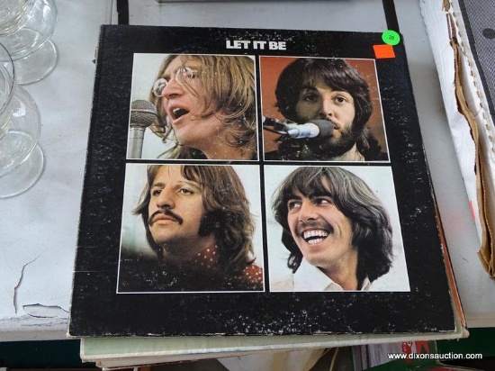 7 BEATLES ALBUMS IN ORIGINAL COVERS: THE WHITE ALBUM. LOVE SONGS BY THE BEATLES. YESTERDAY AND
