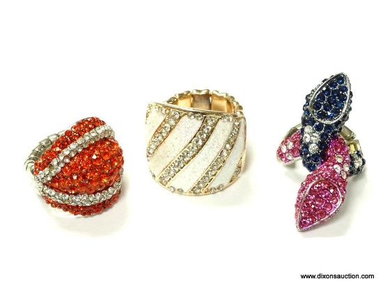 LOT OF (3) UNIQUE RHINESTONE STRETCH RINGS.