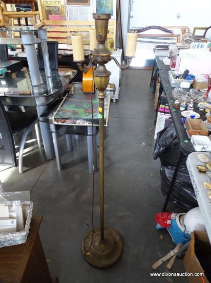 VINTAGE BRASS FLOOR LAMP. HAS 3 LIGHTS WITH 1 CENTER: 12"x54". NO SHADE.