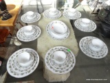 5 PIECE PLACE SETTING FOR 8 OF NORITAKE CHINA IN THE VINEYARD PATTERN. NO SIGHTED DAMAGE: 8 DINNER