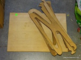 WOODEN CUTTING BOARD. 4 WOODEN CLOTHES HANGERS.