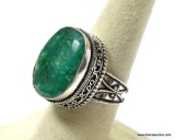 .925 STERLING SILVER DETAILED FACETED AFRICAN NATURAL EMERALD RING SIZE 8 (RETAIL $95.00)