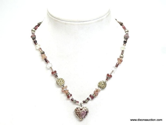 VINTAGE SILVER TONE ART GLASS NECKLACE WITH A HEART SHAPED ART GLASS PENDANT AND TOGGLE CLASP.