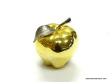 VERY NICE SOLID BRASS APPLE CLOCK. THE PERFECT GIFT FOR ANY TEACHER. HAS A WESTMORELAND QUARTZ