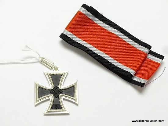German World War II Knights Cross to the Iron Cross. The reverse upper arm is marked "800 L/50".
