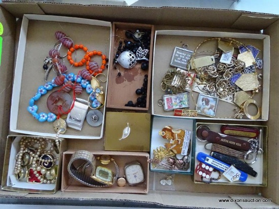 TRAY LOT OF COSTUME JEWELRY. INCLUDES NECKLACES, BROOCHES/PINS, POCKET KNIVES, WRIST WATCHES, BELT