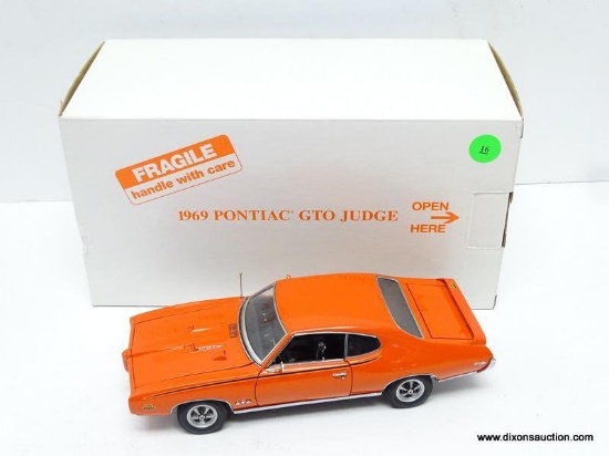 DANBURY MINT 1969 PONTIAC GTO JUDGE. 1:24 SCALE.