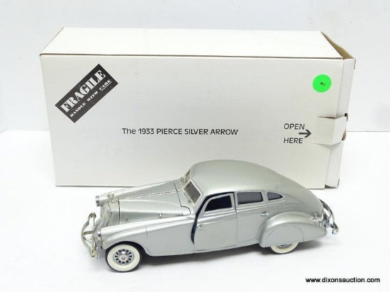 DANBURY MINT DIECAST 1933 PIERCE SILVER ARROW. 1:24 SCALE