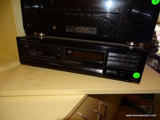 (FR) ONKYO 6 DISC COMPACT DISC PLAYER. MODEL DX-C300.