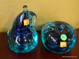 (ROW 3) PAIR OF TURQUOISE ART GLASS ITEMS: ART GLASS APPLE: 5