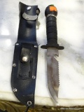 (ROW 3) HUNTING KNIFE WITH COMPASS MADE INTO THE HANDLE. BLADE: 6
