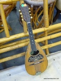 (R2) ANTIQUE VICTORY MANDOLIN BY DITSON. ORIGINAL PAPER LABEL INSIDE. METAL DITSON VICTORY PLATE