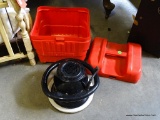 (R2) CRAFTSMAN 9'' AUTOMOTIVE POLISHER WITH CASE. IS IN GOOD CONDITION.