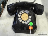 (R1) BLACK TABLE ROTARY DIAL TELEPHONE.