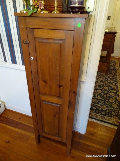 (KIT) VINTAGE PINE PIE SAFE WITH A DOUBLE PANELED DOOR AND 4 INTERIOR SHELVES. IN EXCELLENT