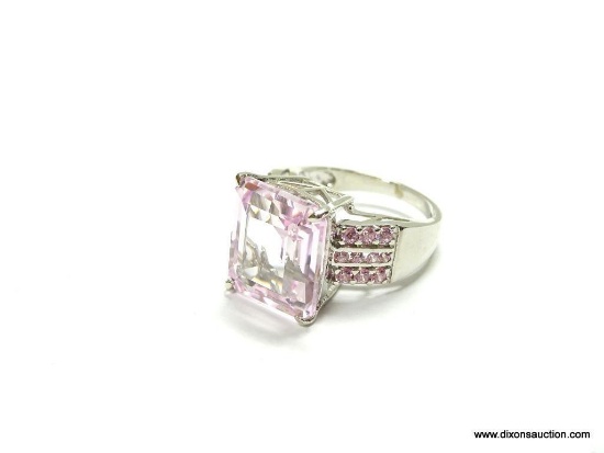 .925 STERLING SILVER AAA TOP QUALITY 12.90 CT EMERALD CUT UNHEATED PINK KUNZITE WITH 20 PCS OF PINK
