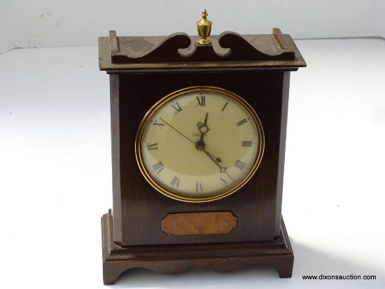 TELECHROM ELECTRIC MANTLE CLOCK 11.5'' TALL 8'' WIDE RETAIL PRICE $85