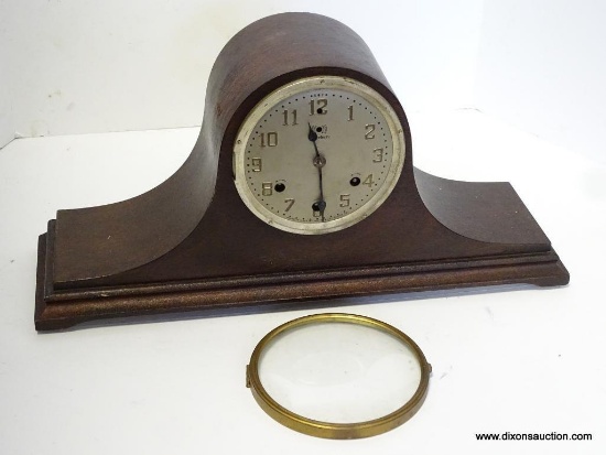 OAK WATERBURY TAMBOUR SILEUCEN 8 DAY MANTLE CLOCK WITH TIME, STRIKE AND CHIME. MEASURES 10.25"T X