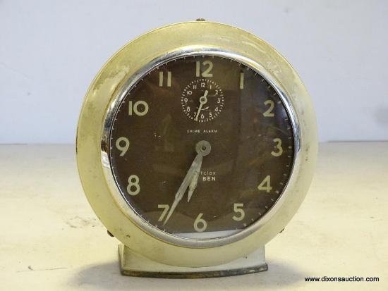 WEST CLOX "BIG BEN" CLOCK WITH CHIME AND ALARM MEASURES 5.5"T X 5.5"W.
