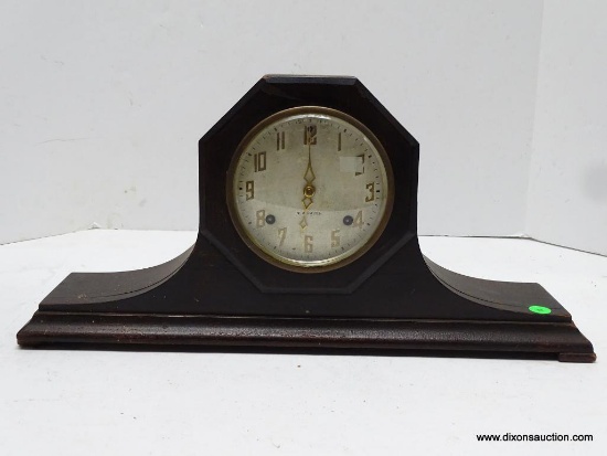 NEW HAVEN TAMBOUR MANTEL CLOCK, 8-DAY MOVEMENT, T / S. PENDULUM NOT WITH THE CLOCK. MEASURES 9.5" T