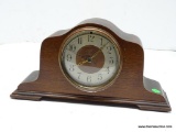 GENERAL ELECTRIC - ELECTRIC MAHOGANY MANTEL CLOCK MEASURES 7.25