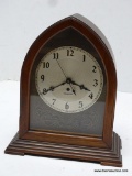 NICE HAMMOND BEEHIVE ELECTRIC SHELF CLOCK. MEASURES 11.5