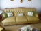 (SUNROOM) BROYHILL FRENCH QUEEN ANNE 3 CUSHION SOFA WITH 5 DECORATIVE PILLOWS: 84