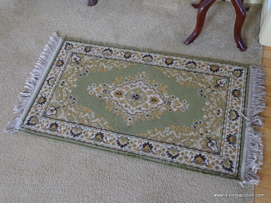 (FRONT HALL) ORIENTAL STYLE SCATTER RUG IN OLIVE AND GOLD: 24.5"x49"