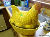 (KIT) STONEWARE CHICKEN ON NEST STYLE ROASTER: 11