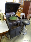 (A1) VINTAGE STARR VICTROLA. NEEDS SERVICING. 19X22X42