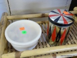 (A6) 2 CONTAINERS FILLED WITH BUTTONS FOR SEWING. 1 CONTAINER IS: 6